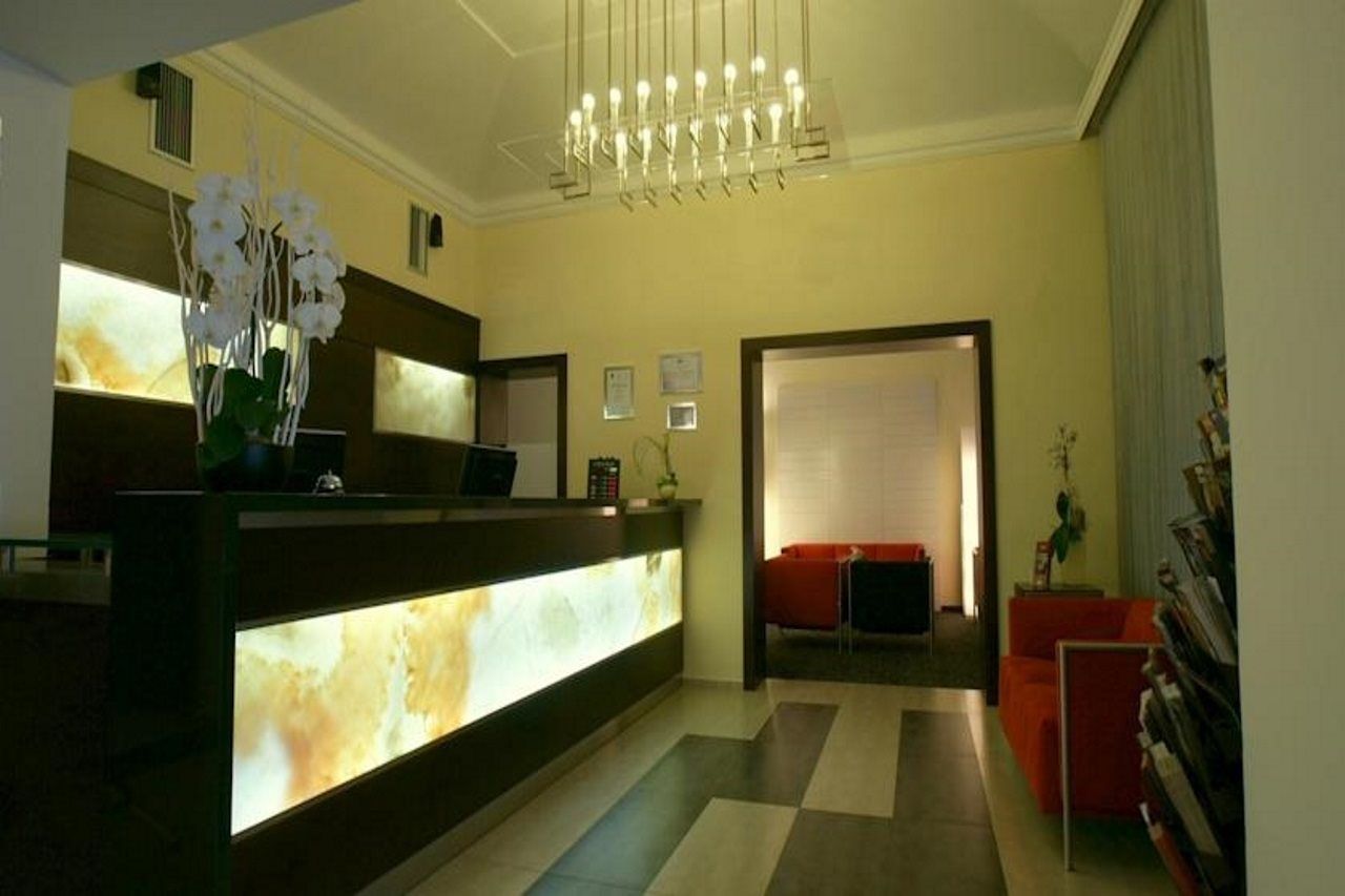 Hotel Lunik Praha Exteriér fotografie